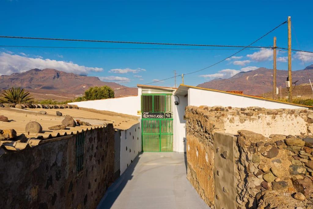 Vivienda Vacacional Ca' Pepita Y Jose El Albercon Exterior foto